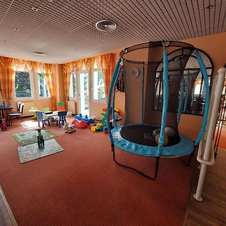 Hotel Ensana Butterfly à Mariánské Lázně Extérieur photo