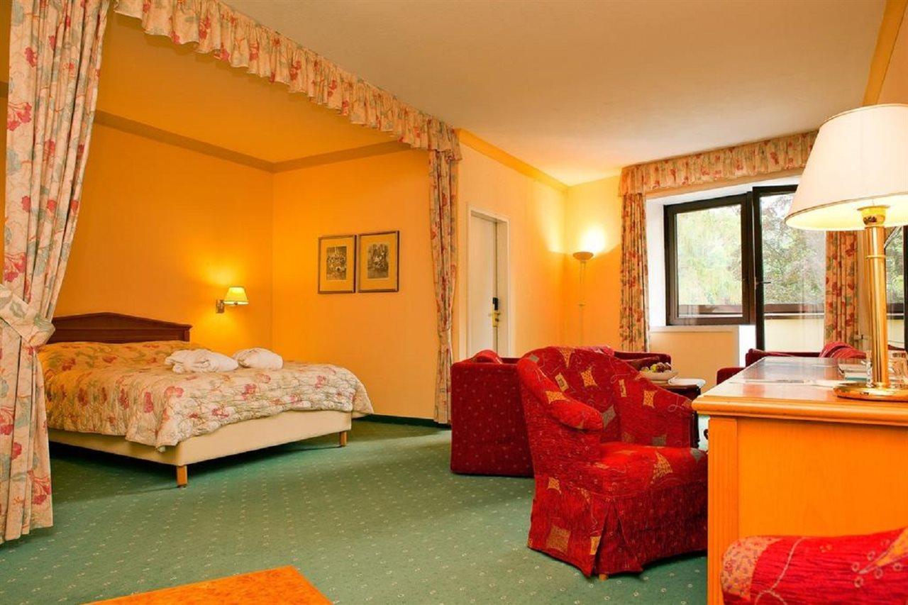 Hotel Ensana Butterfly à Mariánské Lázně Extérieur photo