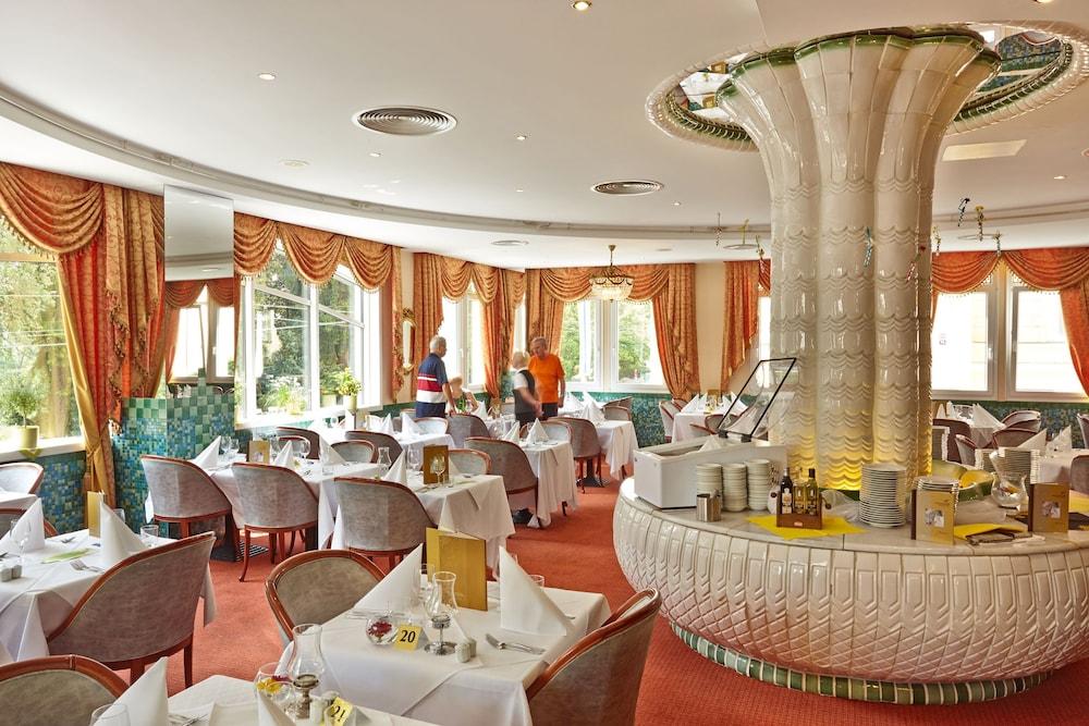 Hotel Ensana Butterfly à Mariánské Lázně Extérieur photo
