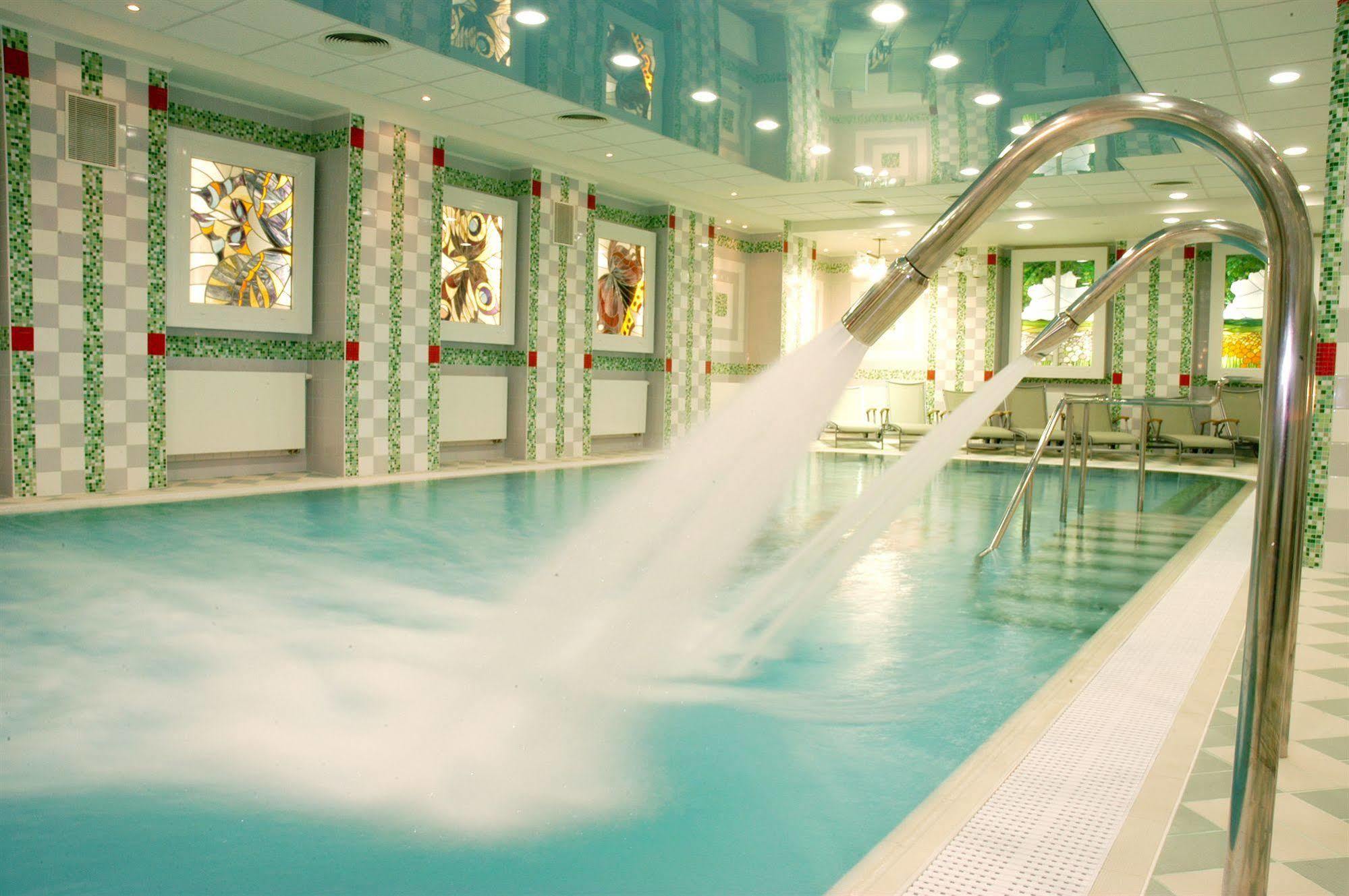 Hotel Ensana Butterfly à Mariánské Lázně Extérieur photo